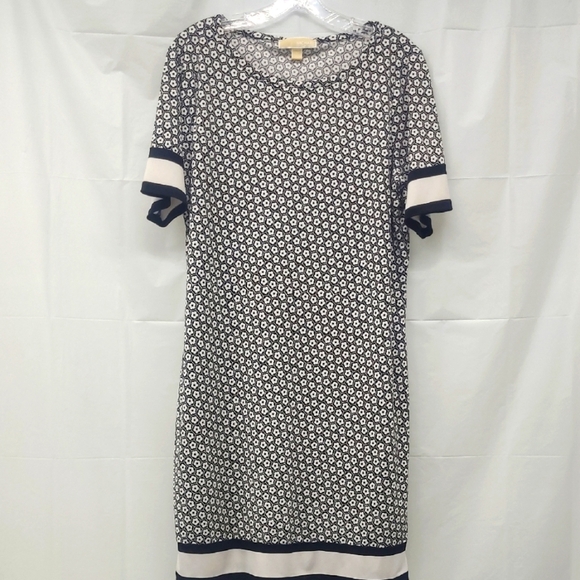 Daisy Polka Dot Dress Short Sleeve Sheath Style Black White Elevated Athleisure - Picture 1 of 10